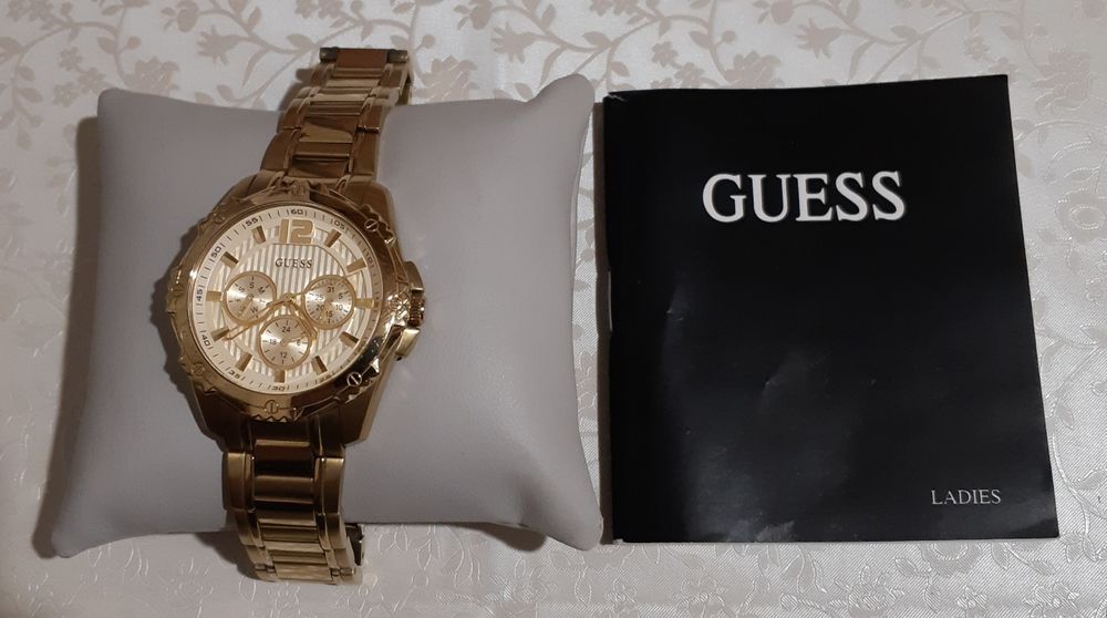 Guess женские полностью рабочие