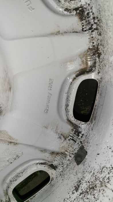 Koła Audi A8 a6 felgi oponami 235/55/17 opony zimowe 4 sztuki idealne
