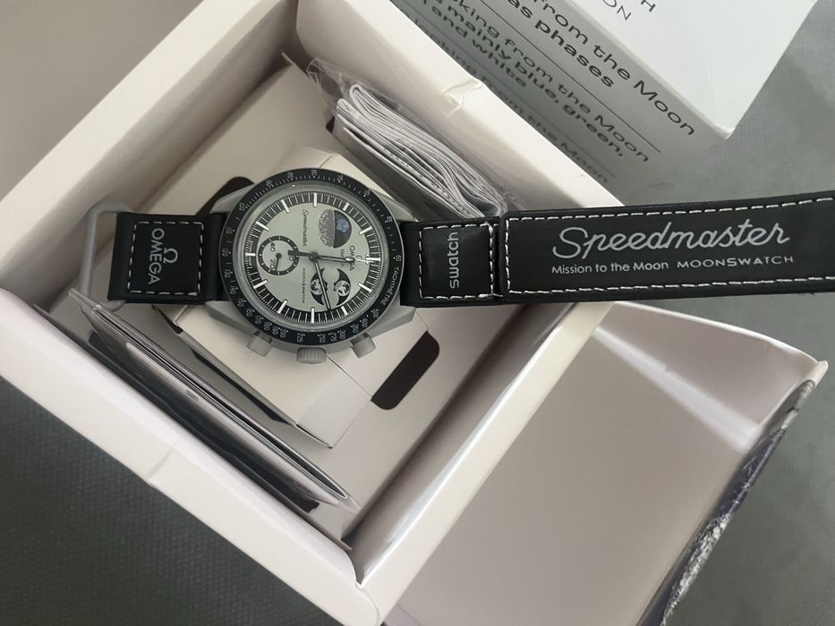 Relógio omega x swatch mission to earthphase