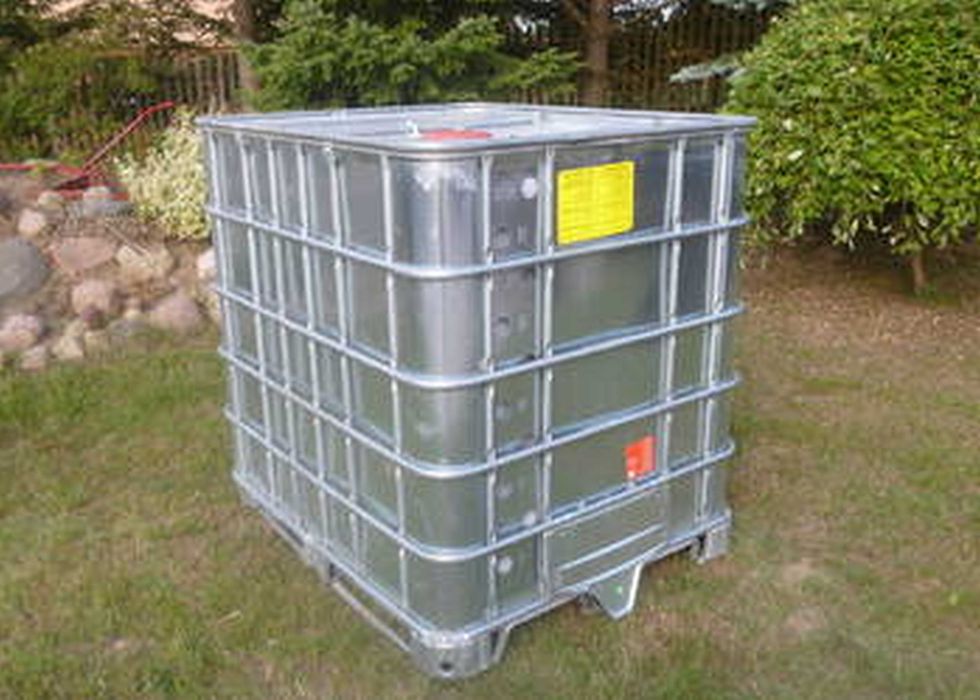 WODA MAUZER Dostawa wody na budowę Zbiornik 1000 l mauser razem z wodą