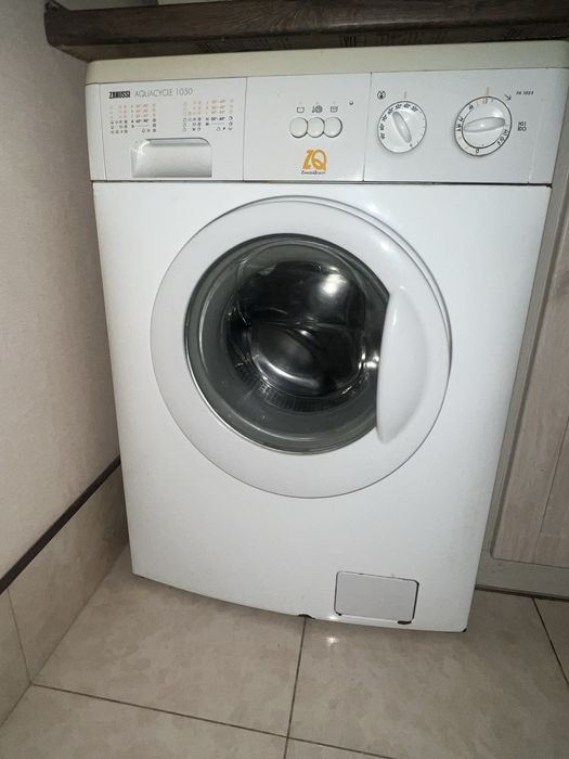 Пральна машинка ZANUSSI