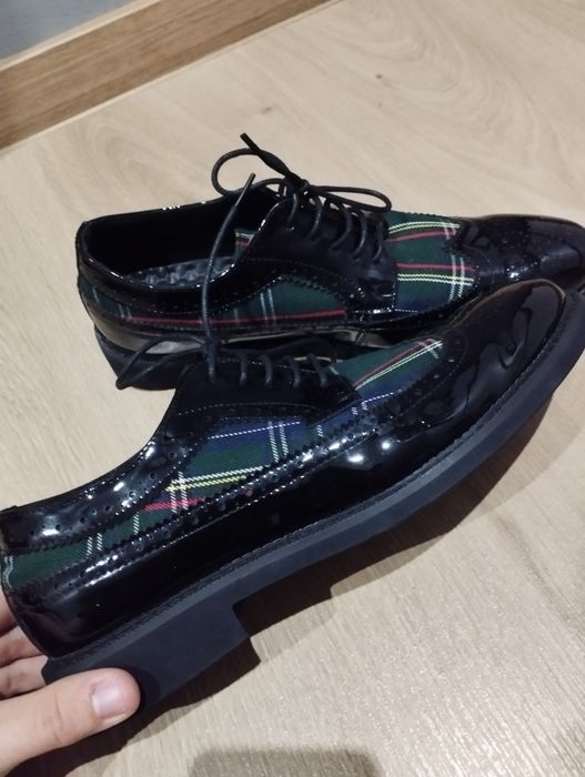 Czarne buty eleganckie męskie lakierki 45