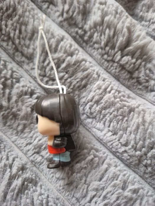 Figurki funko pop kinder joy stranger things