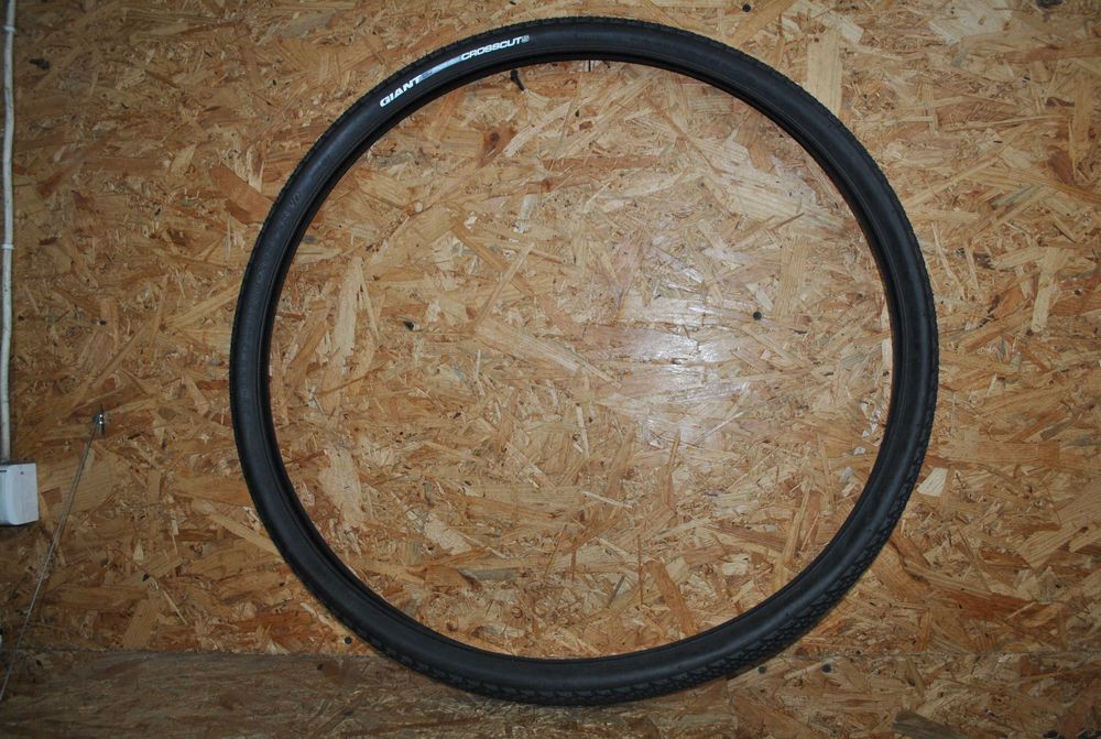 Nowa Opona Giant Crosscut Gravel 2 700x38C