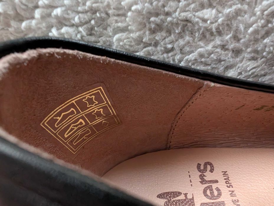 Nowe czarne skórzane buty na obcasie platformie szpilki Wonders 38