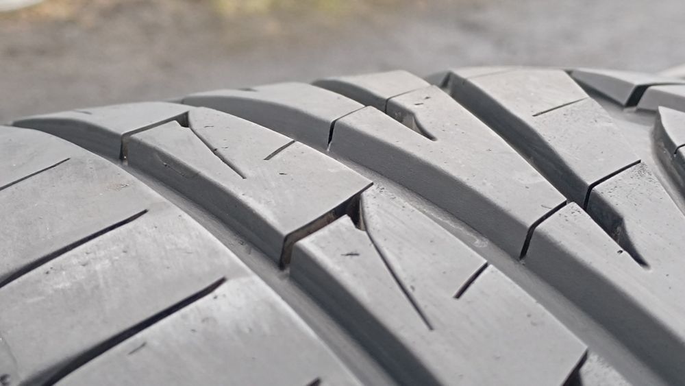 235/55R17 103W Toyo Proxes TR1