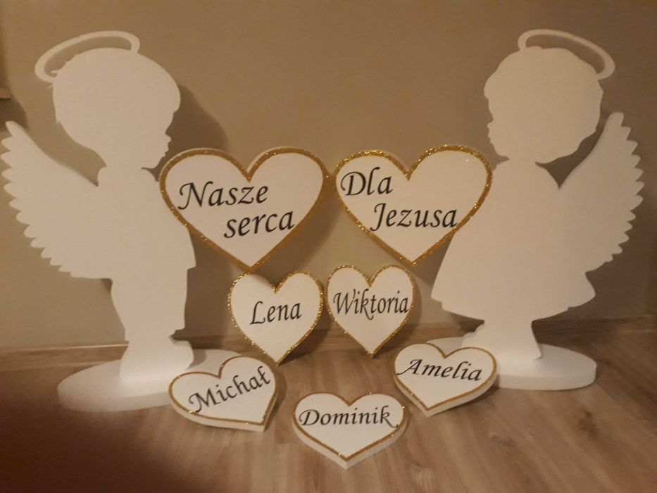 Anioły z sercami dekoracja Pierwsza Komunia