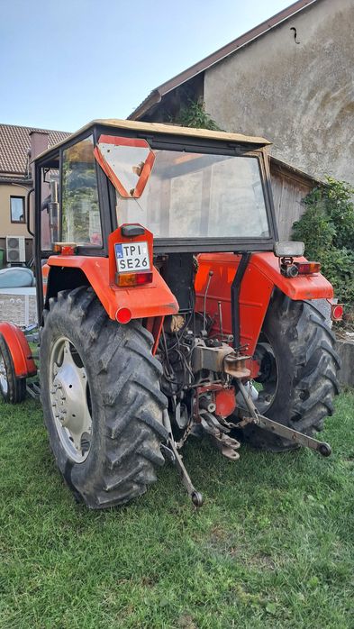 Ciągnik rolniczy MF255
