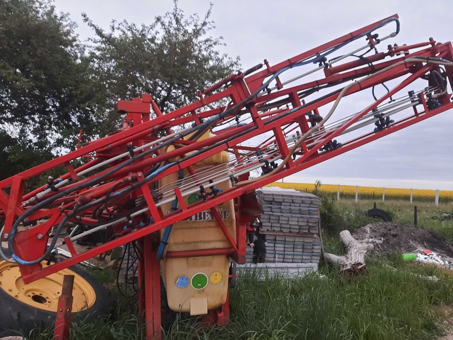 Opryskiwacz  M.beyne  1100l 21m  gaspardo combinata  3m nabudowany.