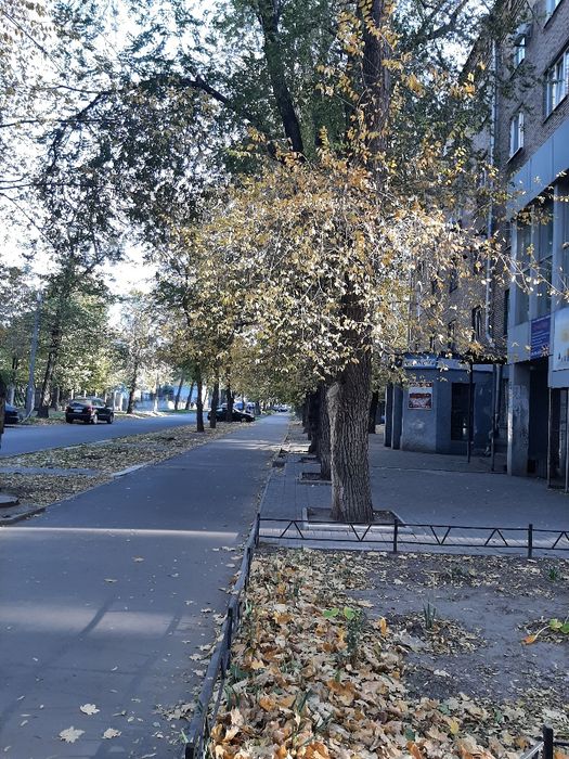 Ціна за 2 кімнати в гуртожитку, 18+7,виведені в одиницю, вільні,Сталев