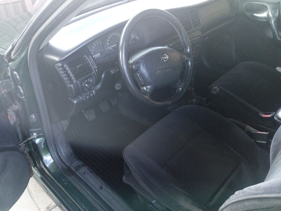 Opel vectra 2.2 tdi