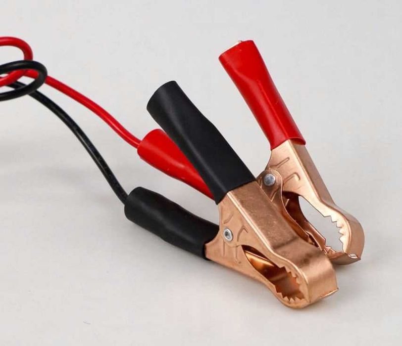 Лучшее зарядное устройство 12В/24В 15A для аккумуляторов: 1 796 грн ...