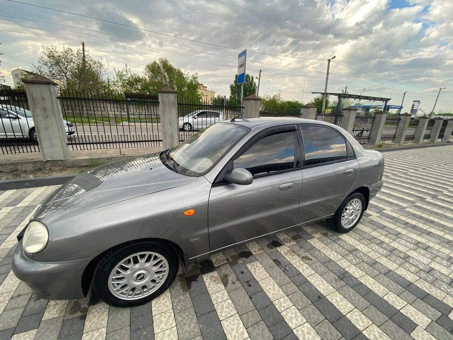 Daewoo Lanos комплектація SE