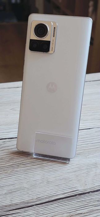 Motorola edge 30 ultra