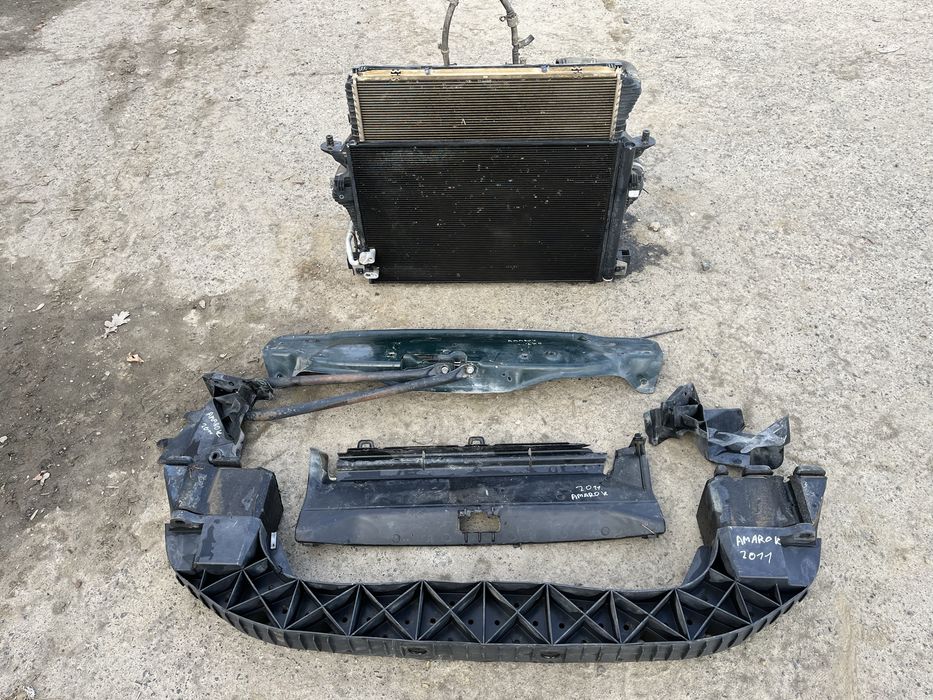 VW Amarok 2H 2.0 TDI PAS Przód  Chłodnice Wentylator