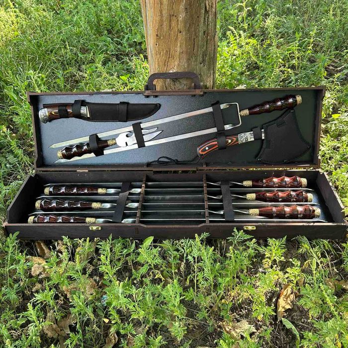 Подарунковий набір, подарунок для чоловіка, набір шампурів у кейсі!