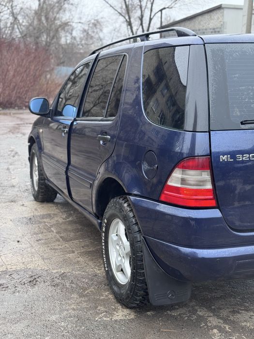 Продам  Mercedes ml 320