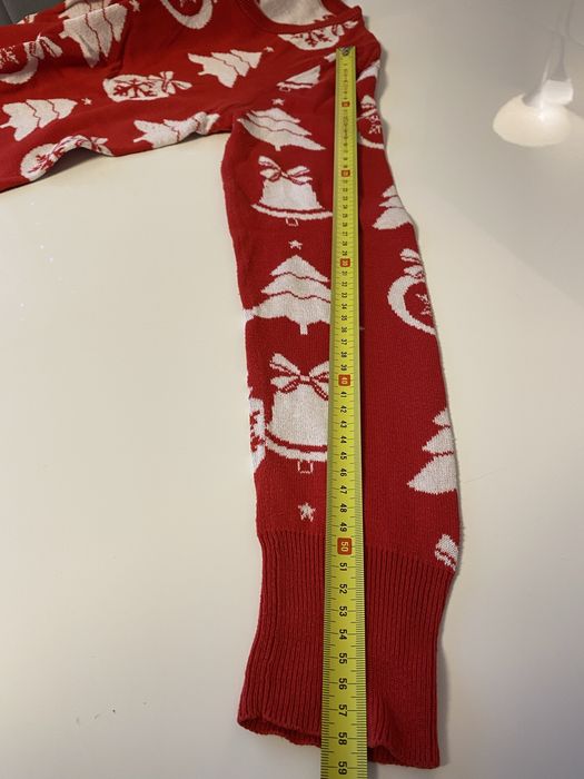 Swiateczny sweter