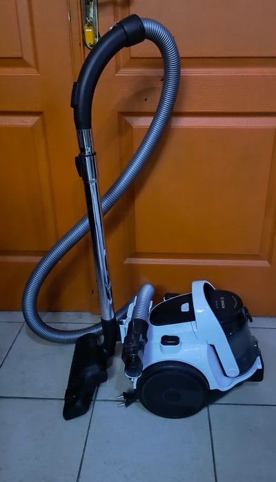 Пилосос Bosch series 2