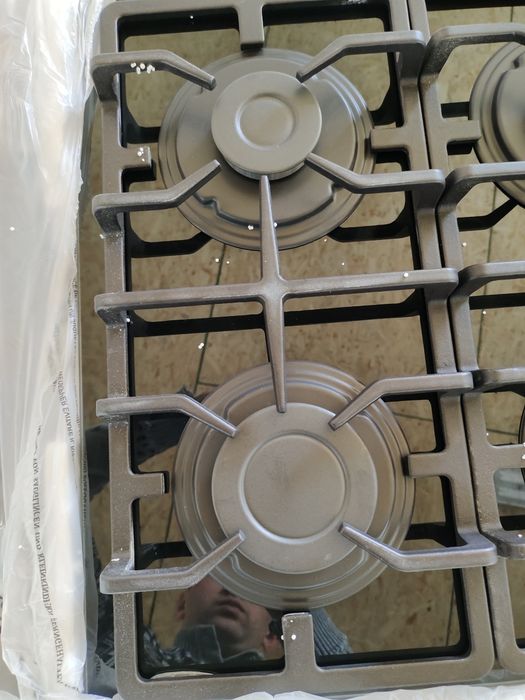 Газова поверхня Grunhelm, газ на склі. В ідеальному стані. Нова. Гаран