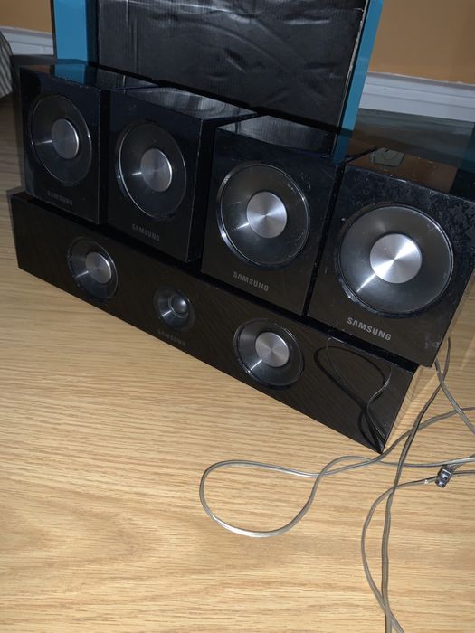 Conjunto dvd + colunas samsung