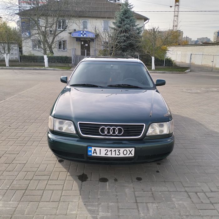 Автомобіль Ауді А6