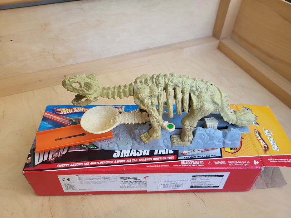 Трек Hot wheels набір.