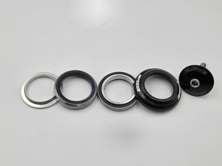 Nowe stery FSA carbon 1 1/8"