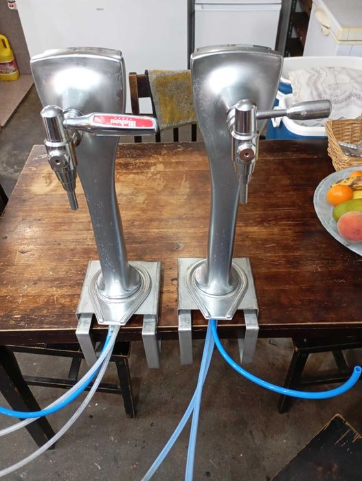 Garrafa co2 +colunas de cervejas imperiais