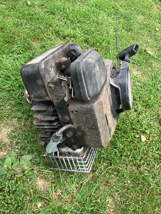 Silnik do kosiarki Briggs & Stratton, Sprawny, Odpala