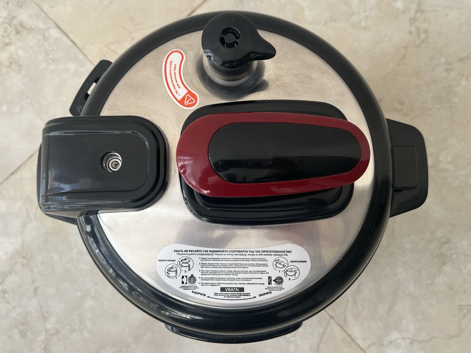 Продам мультиварку-скороварку Grunhelm MPC-15B (новую)