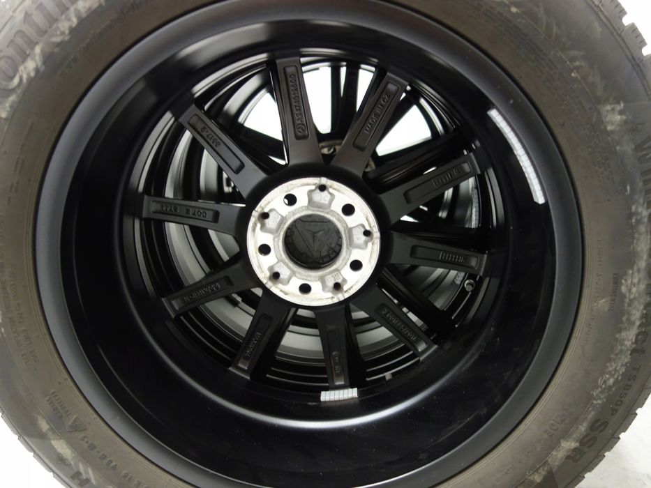 215/60R18 Koła zimowe Mercedes OE GLB GLA Continental jak nowe Tpms runflat