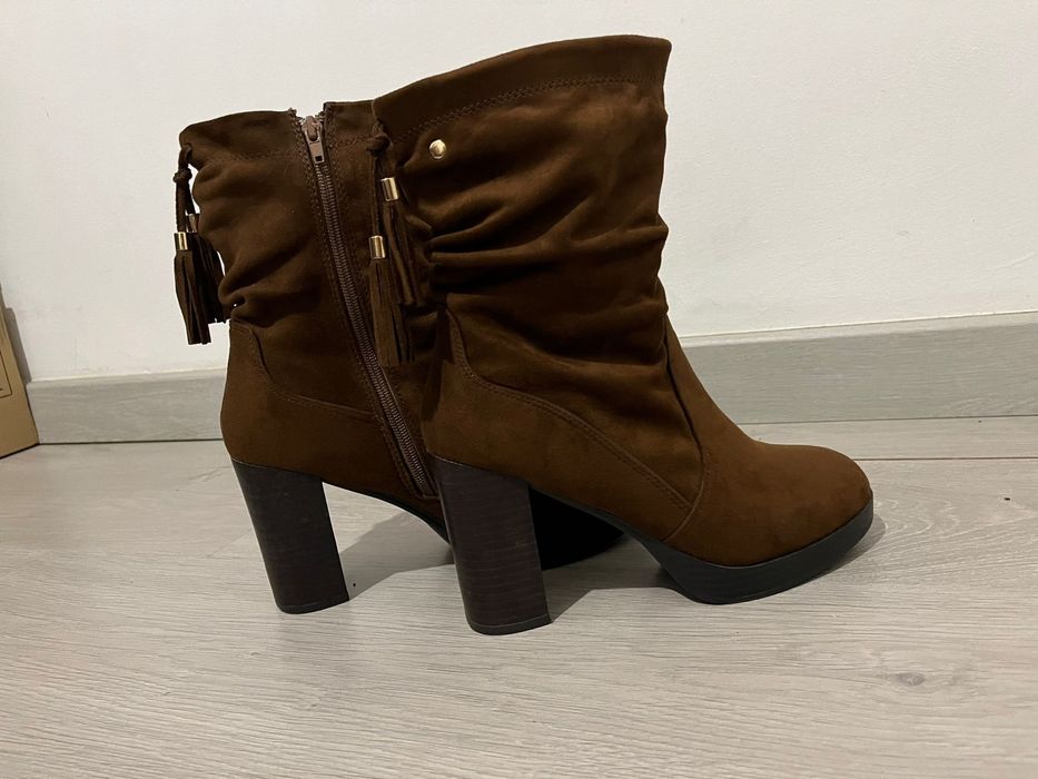 Botas Senhora Camurça Castanho