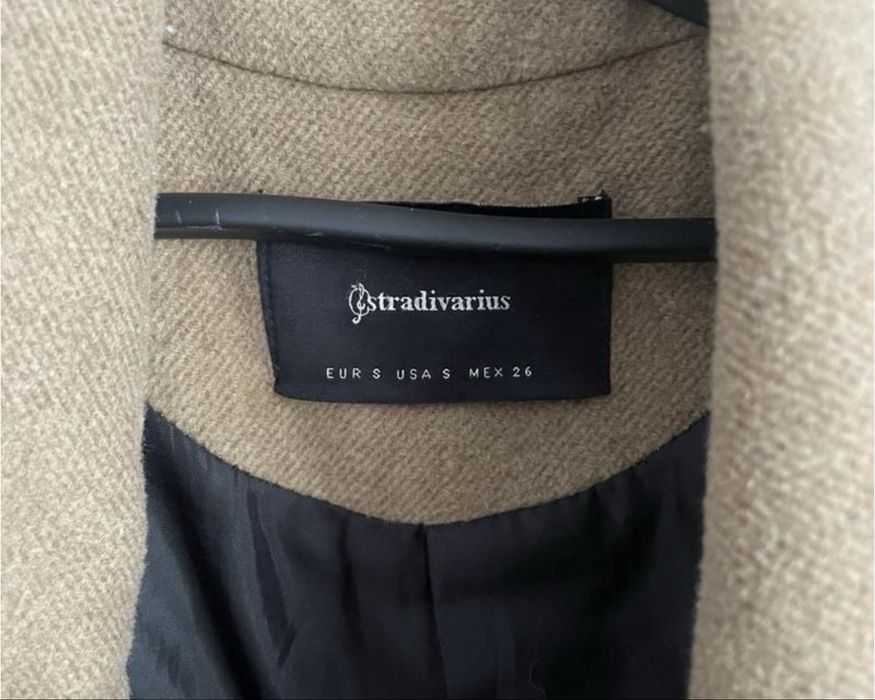 Пальто Stradivarius