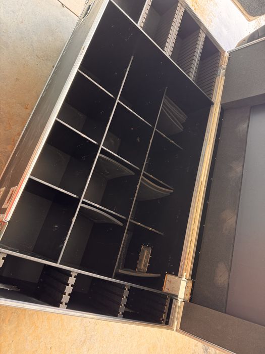 Case com rodas grande64176322903810121