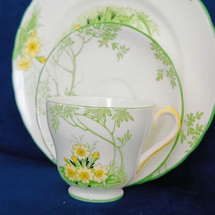 **PIERWIOSNKI**filiżanka porcelana New Chelsea 1936+