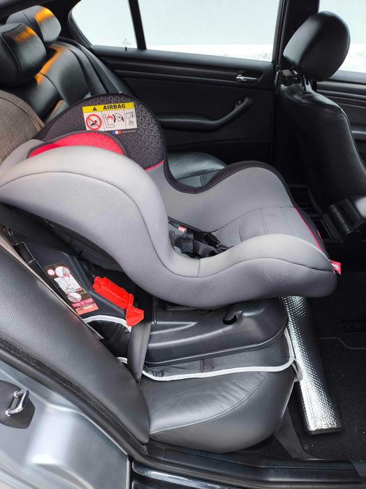 Cadeira Auto Disney Mickey Cosmo SP De 0 a 25 kg (Bebe e criança)