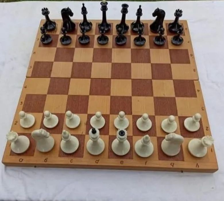 Шахмати ітк,64/57,Шахмати 45/45,гарні.