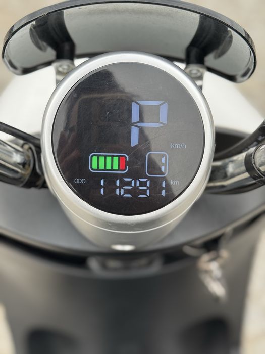 Scooter Yadea M6 100% eletrica - 23