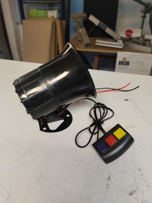 Sirene automotiva de 115 db 20 watts com 3 sons selecionáveis