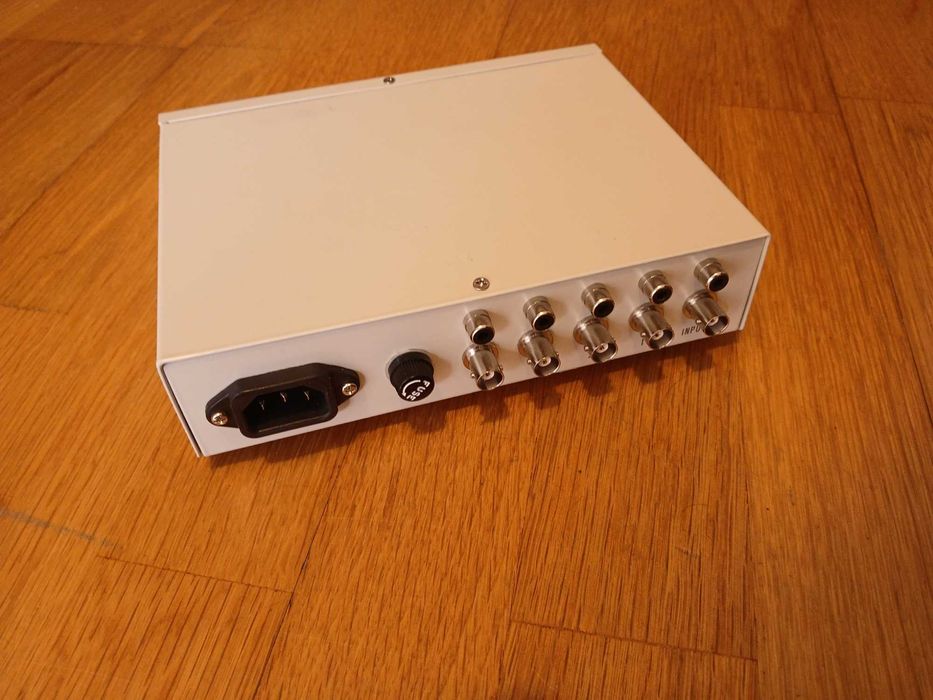 Hardware Electronico distribuidor de Audio e video