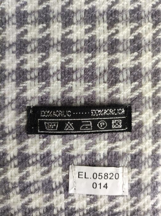 Cachecol padrão xadrez cinzento e branco