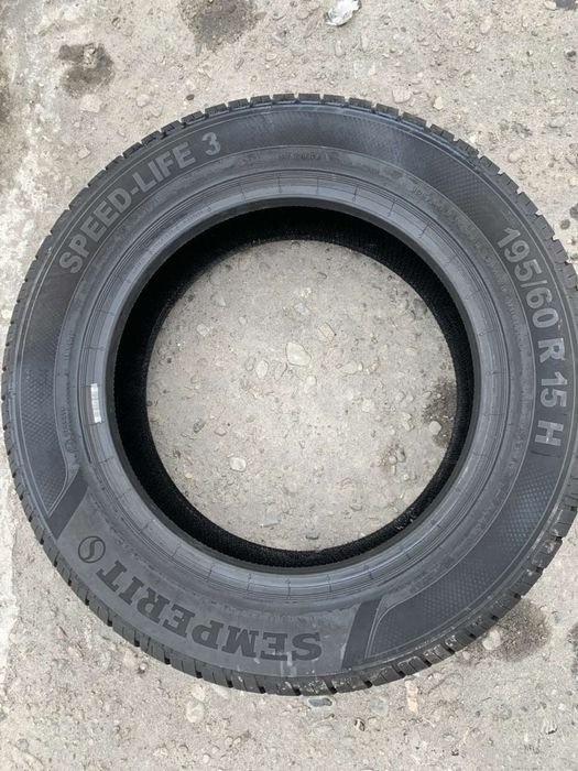 Шини 195/60 R15 Semperit 2021 рік 7 мм
