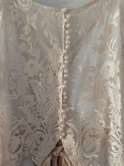 Suknia ślubna z bolerkiem