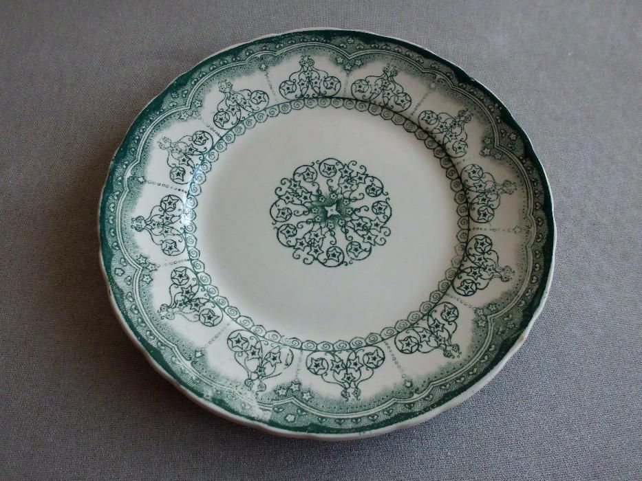 2 pratos Sacavém Gilman modelo Rio