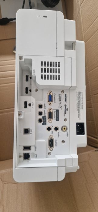 Projetor epson eb-735f