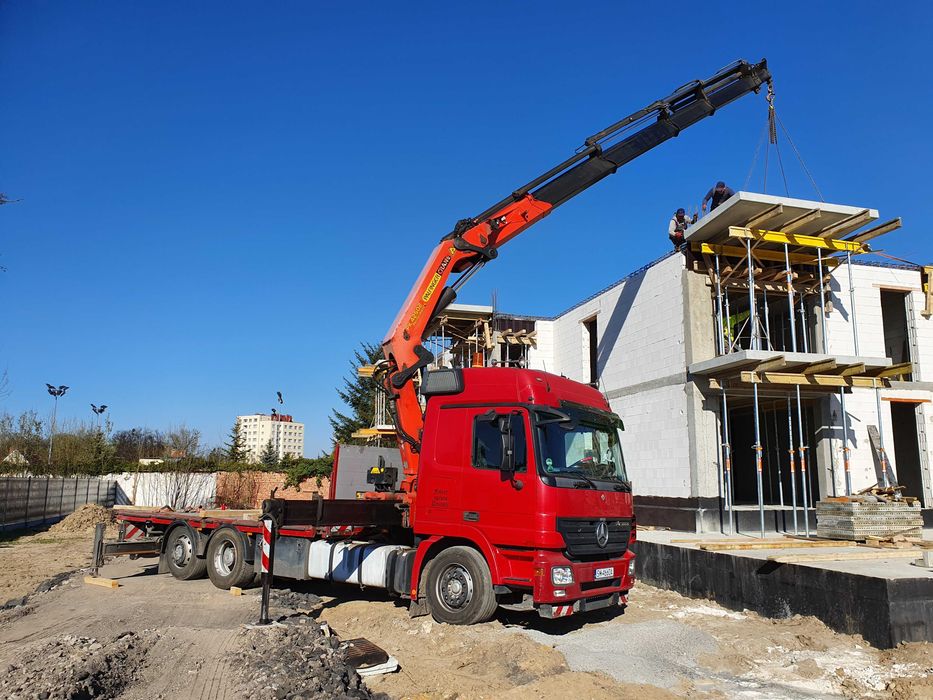 Transport Platforma Dźwig HDS Transport Kontenerów Usługi HDS