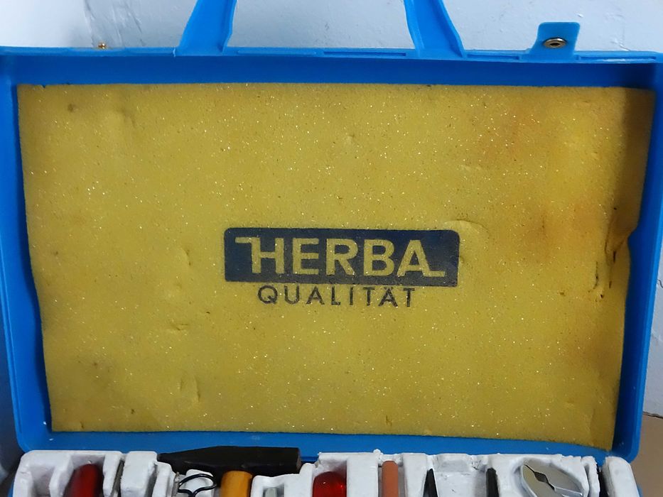 Narzędzia vintage HERBA Qualität Solingen – Zestaw w walizce, Stan Bardzo Dobry