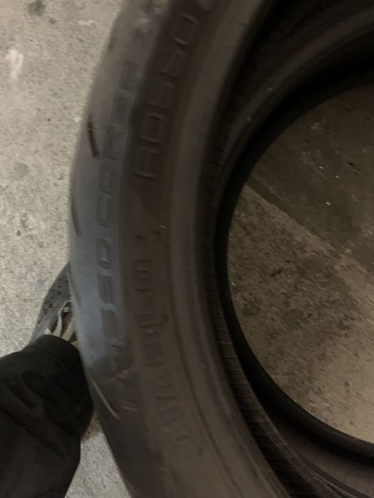 Pneus de moto usados