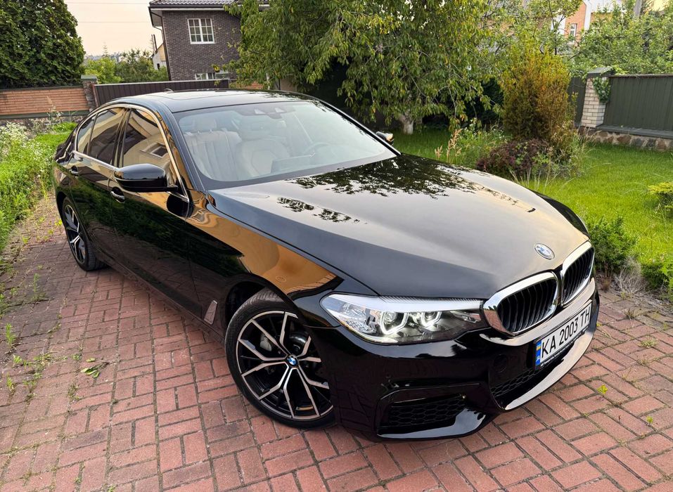 BMW 5 Series 2019 VIN WBAJA5C54KWW29974 фото оголошення 2 з 24